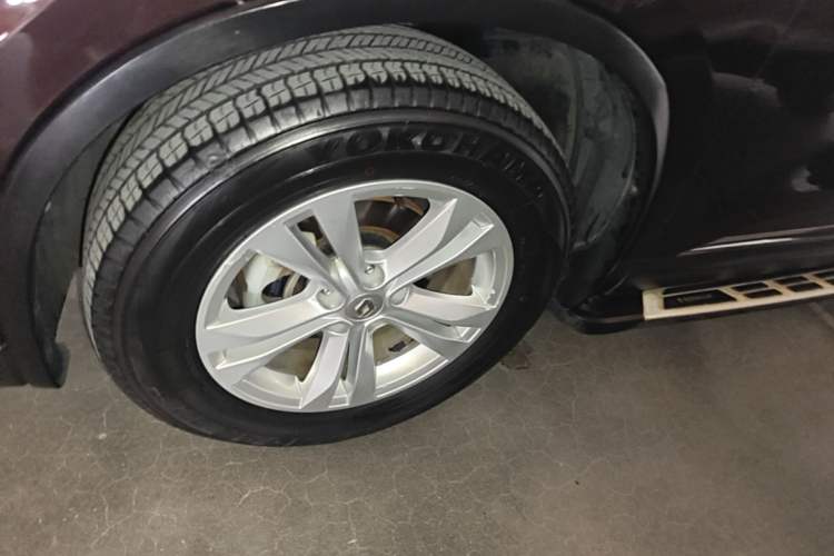 Used Renault Koleos 2017 2.0L Two-Wheel Drive Luxury Edition Left Front Wheel Hub