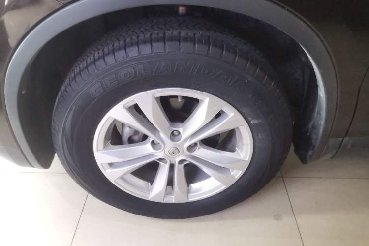 Used Renault Koleos 2017 2.0L Two-Wheel Drive Comfort Edition Left Front Wheel Hub