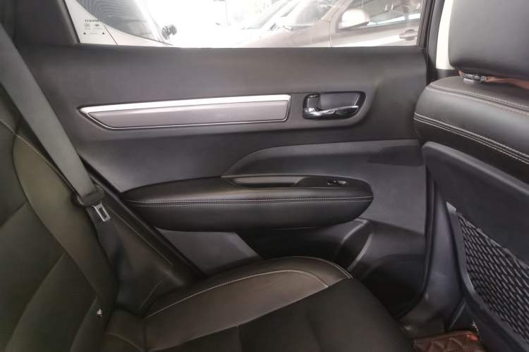 Used Renault Koleos 2017 2.5L Two-Wheel Drive Prestige Edition Left Rear Door Interior