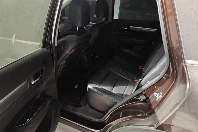 Used Renault Koleos 2017 2.5L Two-Wheel Drive Prestige Edition Left Rear Seat