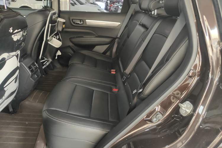 Used Renault Koleos 2017 2.0L Two-Wheel Drive Luxury Edition Left Rear Seat