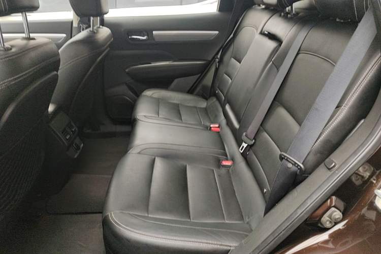 Used Renault Koleos 2017 2.5L Two-Wheel Drive Prestige Edition Left Rear Seat