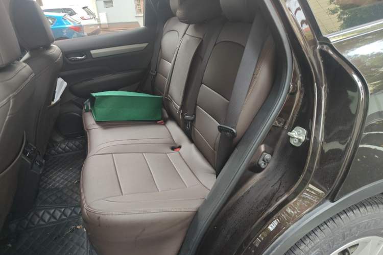 Used Renault Koleos 2017 2.0L Two-Wheel Drive Comfort Edition Left Rear Seat