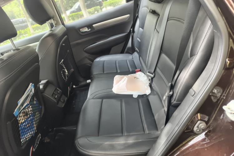 Used Renault Koleos 2017 2.0L Two-Wheel-Drive Leading Edition Left Rear Seat
