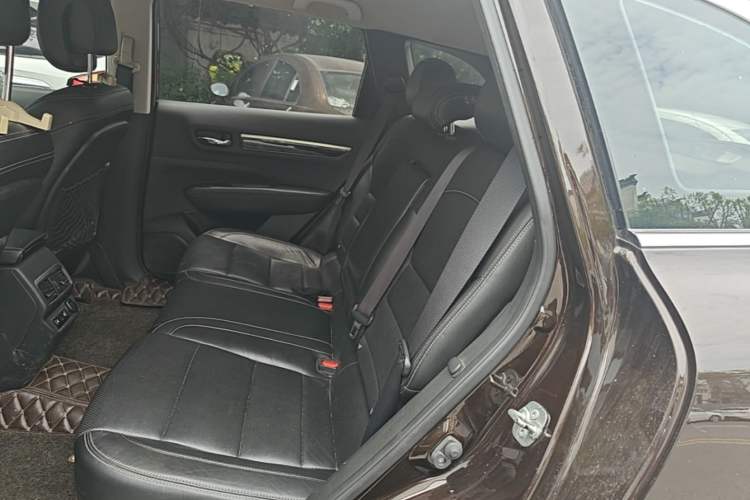 Used Renault Koleos 2017 2.5L Four-Wheel Drive Ultimate Edition Left Rear Seat