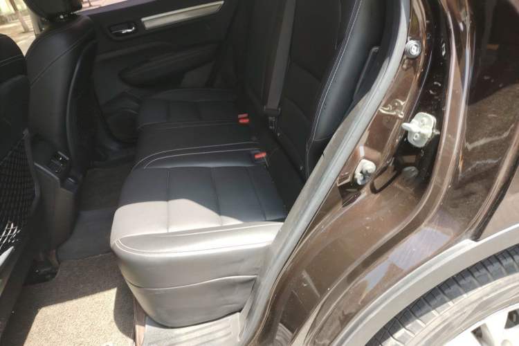 Used Renault Koleos 2017 2.0L Two-Wheel Drive Luxury Edition Left Rear Seat