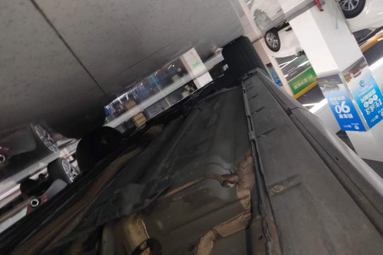 Used Renault Koleos 2017 2.5L Four-Wheel Drive Ultimate Edition Left Side Sill