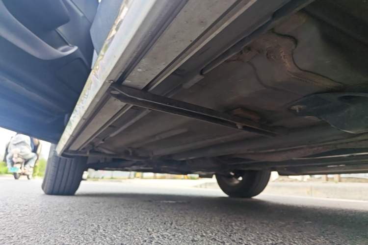 Used Renault Koleos 2017 2.0L Two-Wheel-Drive Leading Edition Left Side Sill