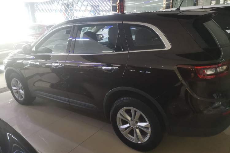 Used Renault Koleos 2017 2.0L Two-Wheel Drive Comfort Edition Left Side