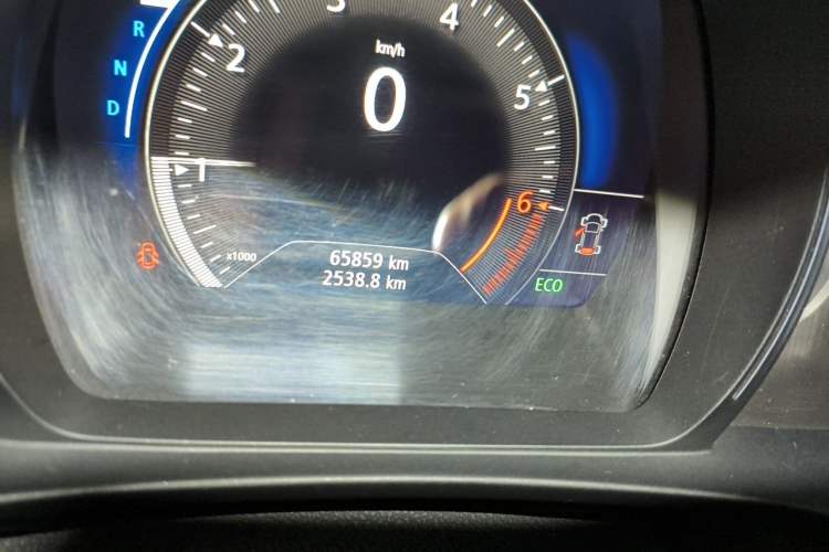 Used Renault Koleos 2017 2.5L Two-Wheel Drive Prestige Edition Odometer Close Up
