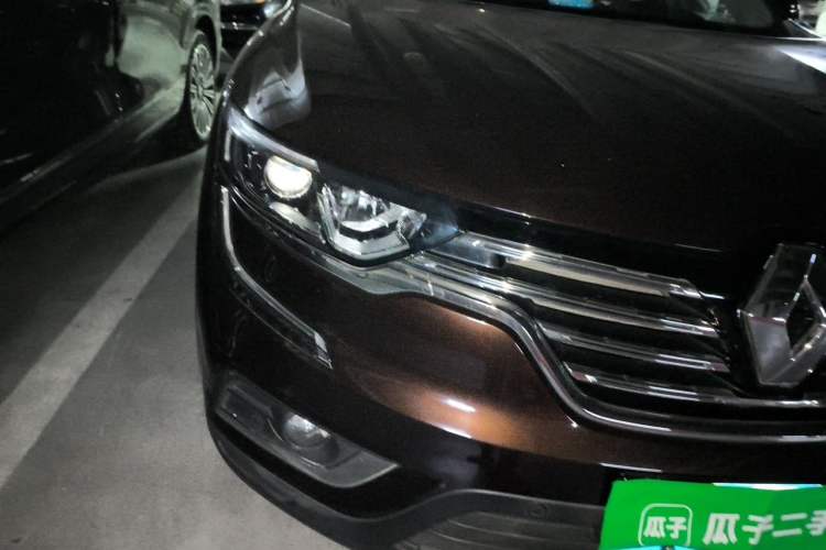 Used Renault Koleos 2017 2.5L Two-Wheel Drive Prestige Edition Right Front Headlight