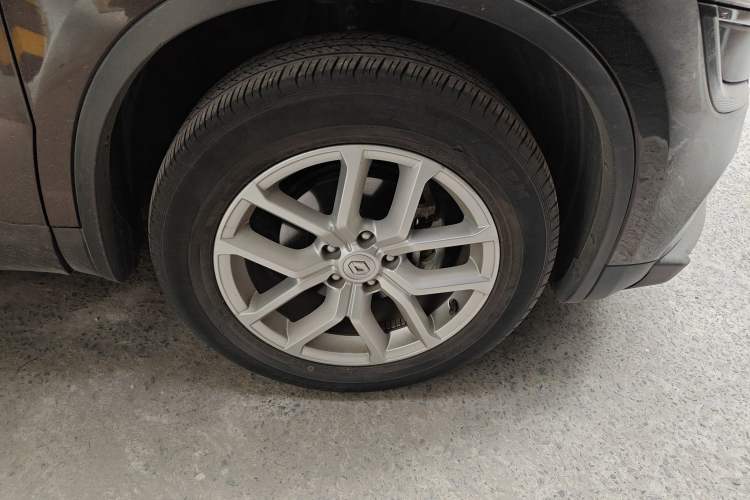 Used Renault Koleos 2017 2.5L Two-Wheel Drive Prestige Edition Right Front Wheel Hub