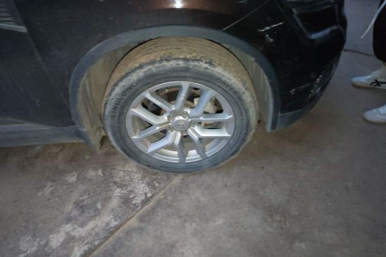 Used Renault Koleos 2017 2.5L Two-Wheel Drive Prestige Edition Right Front Wheel Hub