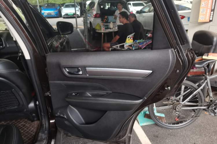 Used Renault Koleos 2017 2.5L Two-Wheel Drive Prestige Edition Right Rear Door Interior