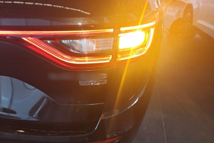 Used Renault Koleos 2017 2.0L Two-Wheel Drive Luxury Edition Right Rear Taillight