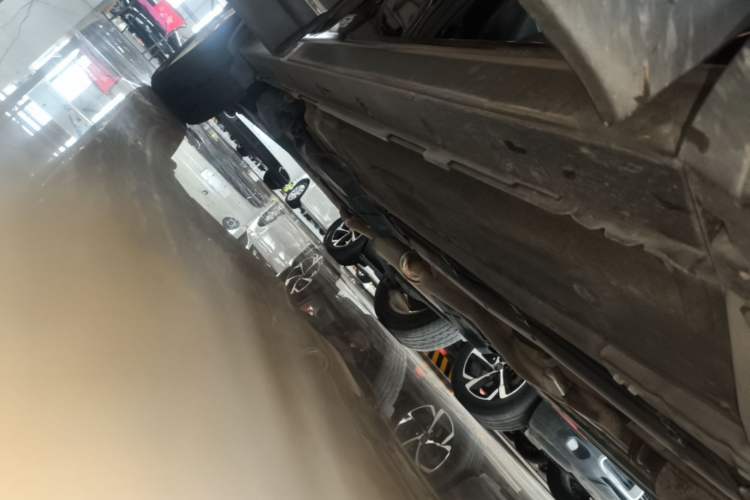 Used Renault Koleos 2017 2.5L Two-Wheel Drive Prestige Edition Right Side Sill