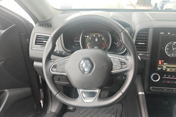 Used Renault Koleos 2017 2.0L Two-Wheel Drive Luxury Edition Steering Wheel