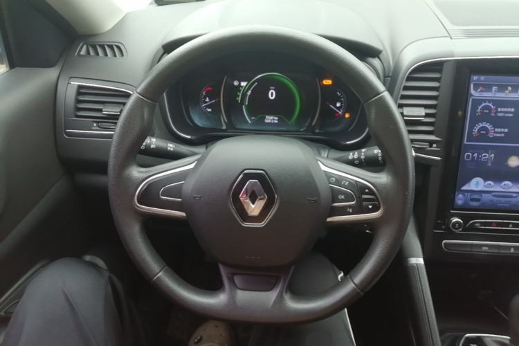 Used Renault Koleos 2017 2.0L Two-Wheel Drive Comfort Edition Steering Wheel