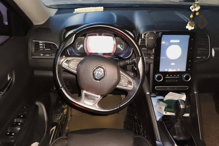 Used Renault Koleos 2017 2.0L Two-Wheel Drive Luxury Edition Steering Wheel