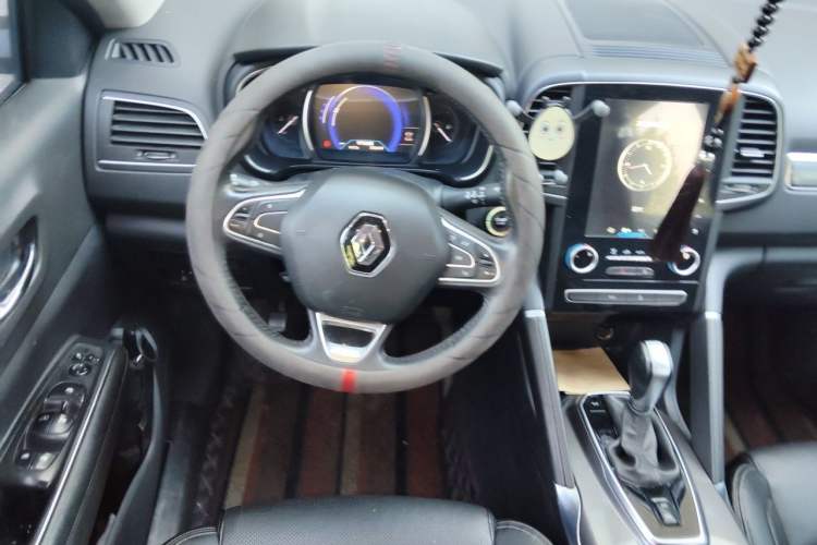 Used Renault Koleos 2017 2.0L Two-Wheel Drive Luxury Edition Steering Wheel