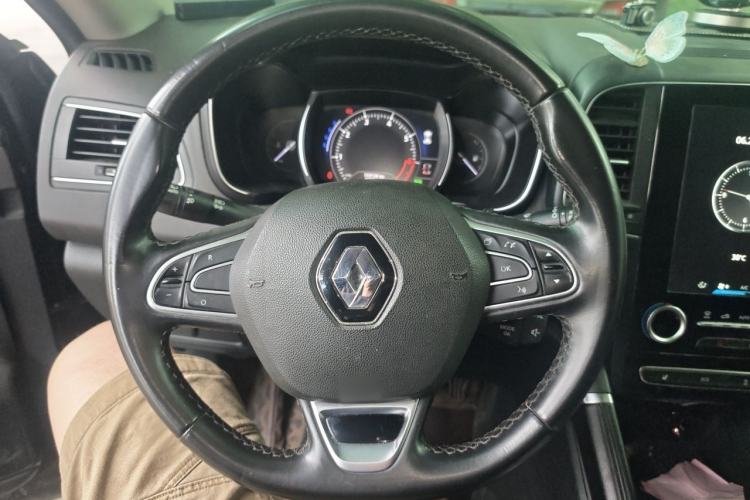 Used Renault Koleos 2017 2.5L Four-Wheel Drive Ultimate Edition Steering Wheel