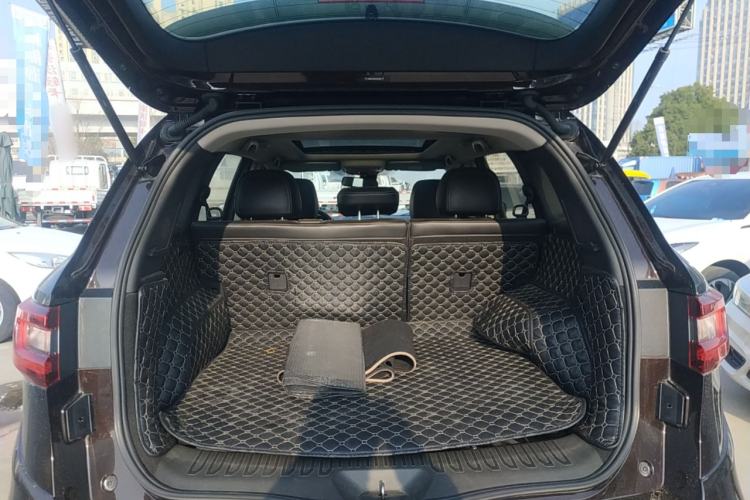 Used Renault Koleos 2017 2.0L Two-Wheel Drive Luxury Edition Trunk