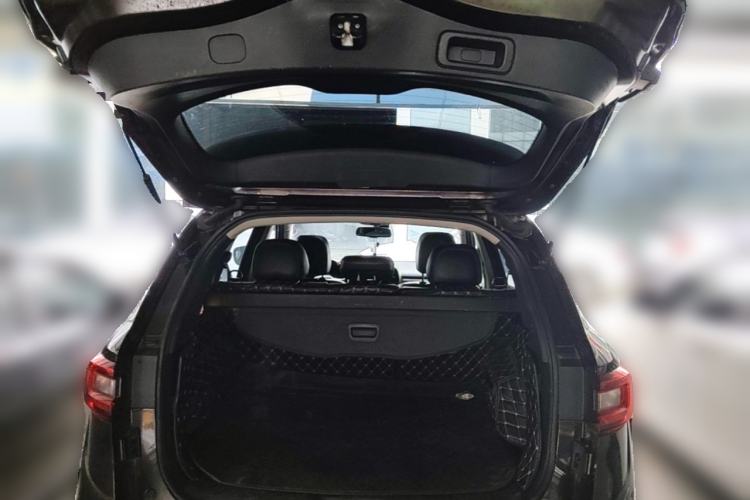 Used Renault Koleos 2017 2.0L Two-Wheel Drive Luxury Edition Trunk