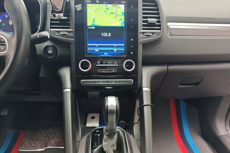 Used Renault Koleos 2017 2.0L Two-Wheel Drive Luxury Edition Audio And AC Panel