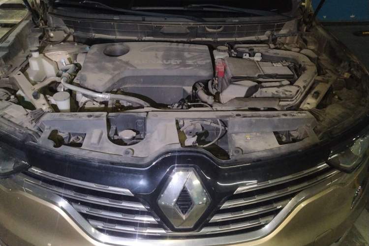 Used Renault Koleos 2017 2.5L Two-Wheel Drive Prestige Edition Engine Bay