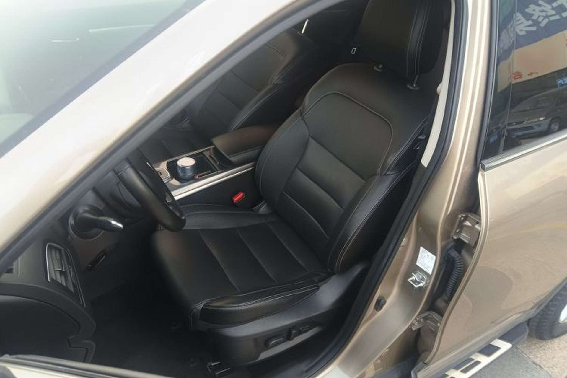 Used Renault Koleos 2017 2.0L Two-Wheel Drive Luxury Edition Left Front Seat