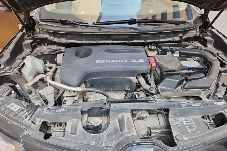 Used Renault Koleos 2017 2.5L Two-Wheel Drive Prestige Edition Engine Bay