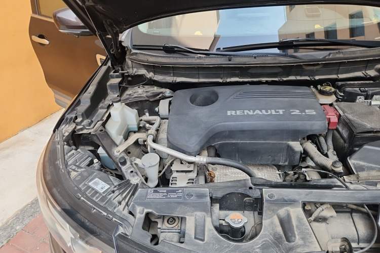 Used Renault Koleos 2017 2.5L Two-Wheel Drive Prestige Edition Engine Bay Right