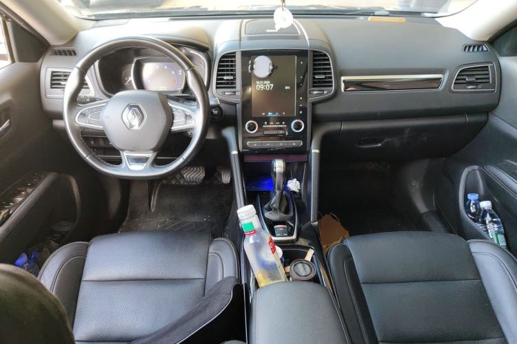 Used Renault Koleos 2017 2.5L Four-Wheel Drive Ultimate Edition Center Console