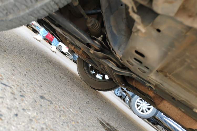 Used Renault Koleos 2017 2.5L Four-Wheel Drive Ultimate Edition Chassis Front Left