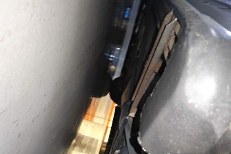 Used Renault Koleos 2017 2.0L Two-Wheel Drive Luxury Edition Chassis Rear Left