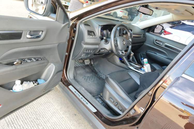 Used Renault Koleos 2017 2.5L Four-Wheel Drive Ultimate Edition Driver Seat