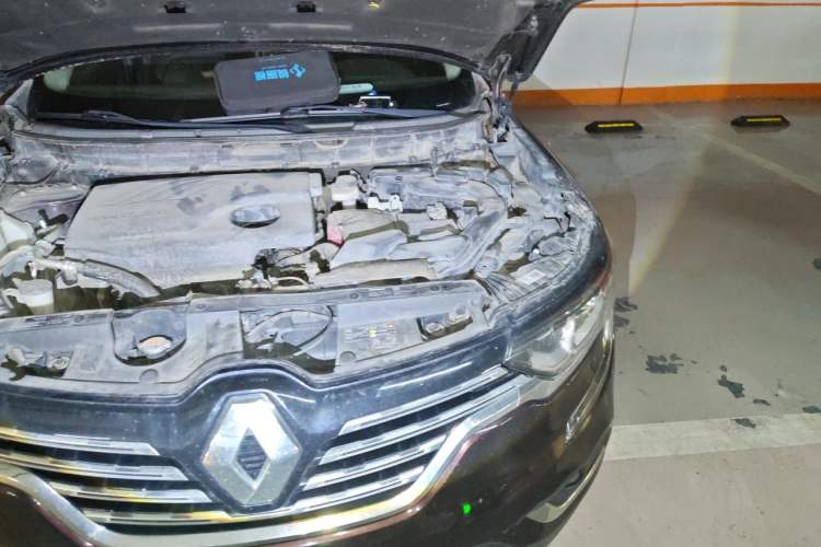 Used Renault Koleos 2017 2.0L Two-Wheel Drive Luxury Edition Engine Bay Left