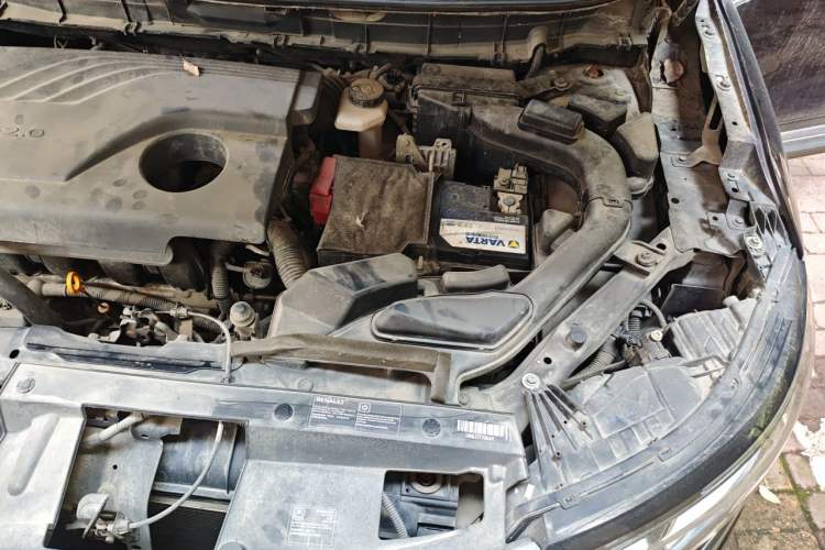 Used Renault Koleos 2017 2.0L Two-Wheel Drive Luxury Edition Engine Bay Left