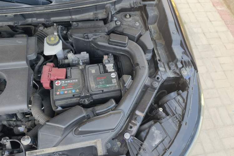 Used Renault Koleos 2017 2.0L Two-Wheel Drive Luxury Edition Engine Bay Left