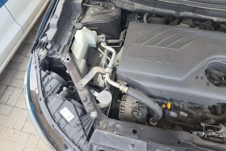 Used Renault Koleos 2017 2.0L Two-Wheel Drive Luxury Edition Engine Bay Right