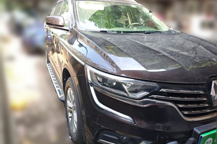 Used Renault Koleos 2017 2.0L Two-Wheel Drive Luxury Edition Front Right 45 Deg