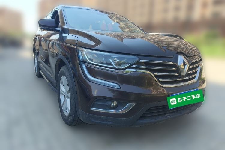 Used Renault Koleos 2017 2.0L Two-Wheel Drive Luxury Edition Front Right 45 Deg