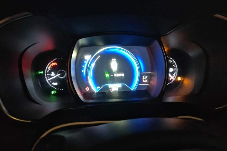 Used Renault Koleos 2017 2.0L Two-Wheel Drive Luxury Edition Instrument Cluster