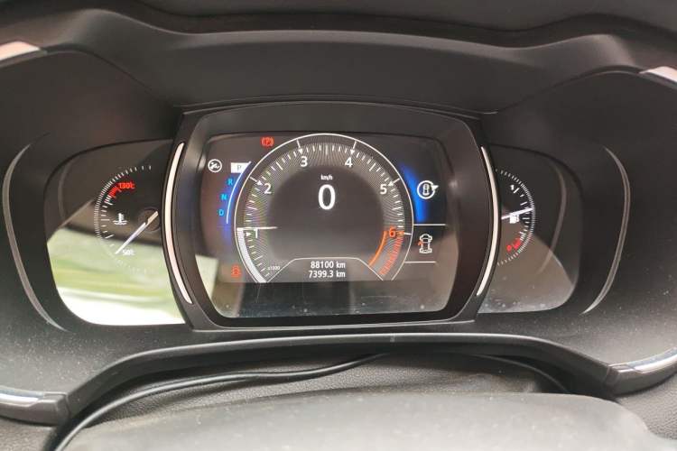 Used Renault Koleos 2017 2.0L Two-Wheel Drive Luxury Edition Instrument Cluster