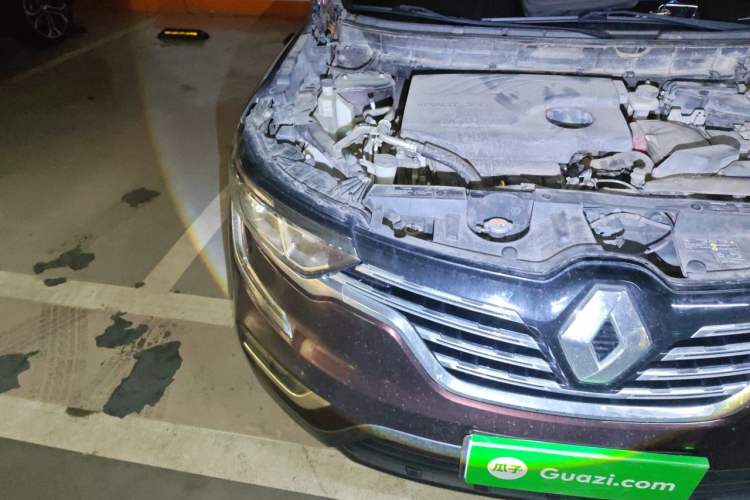 Used Renault Koleos 2017 2.0L Two-Wheel Drive Luxury Edition Right Front Headlight