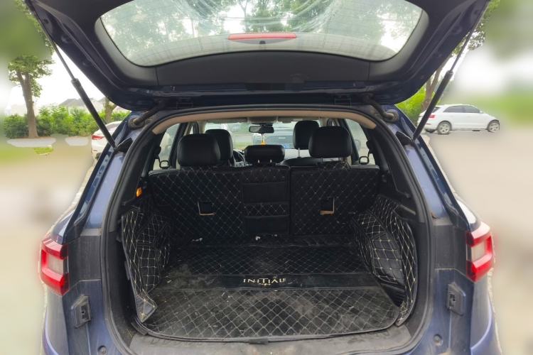 Used Renault Koleos 2017 2.0L Two-Wheel Drive Luxury Edition Trunk