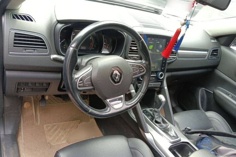 Used Renault Koleos 2017 2.0L Two-Wheel Drive Luxury Edition Center Console