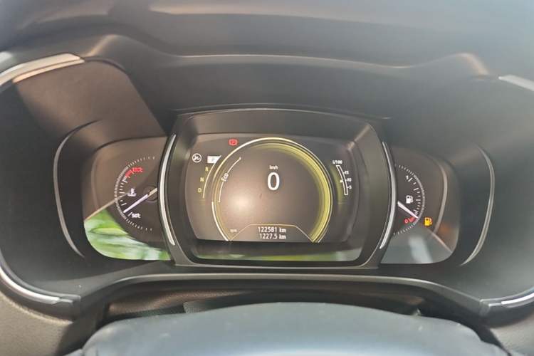 Used Renault Koleos 2017 2.0L Two-Wheel Drive Luxury Edition Instrument Cluster