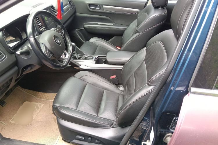 Used Renault Koleos 2017 2.0L Two-Wheel Drive Luxury Edition Left Front Seat