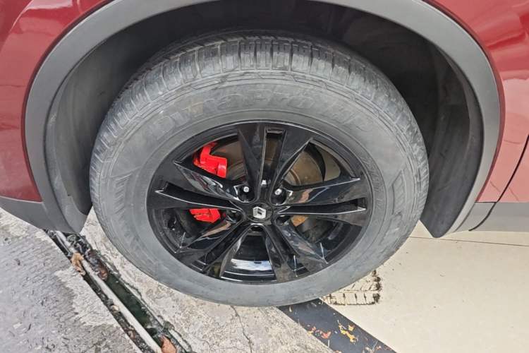 Used Renault Koleos 2017 2.0L Two-Wheel Drive Luxury Edition Left Front Wheel Hub